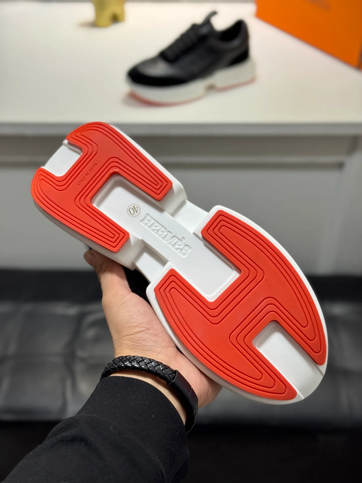 Men's shoes 💰480【New style】🪷🪷Top quality goods🇮🇹🇮🇹New style "Hermès" Hermès top purchasing agent🔍🔍New products from men's counter The upper is made of cowhide leather ~ Sole: The original factory's exclusive movable molded foam outsole, light ~ super comfortable, original factory follow-up goods, 🔍🔍 high quality, can be entered and exited the counter at will, multiple colors are available, welcome to compare Size: 38-44 (45. Customized